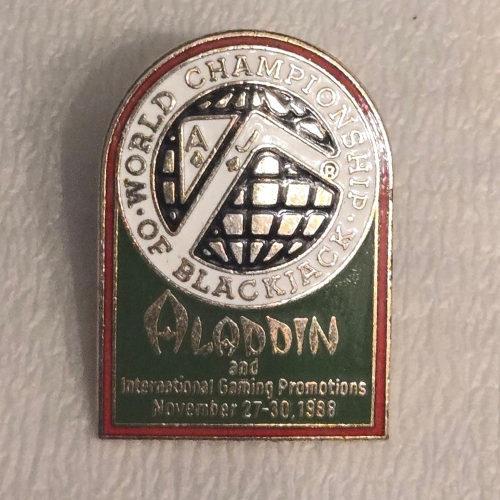 Vintage 1988 World Championship of Blackjack Aladdin Hotel Casino Lapel‎ Pin